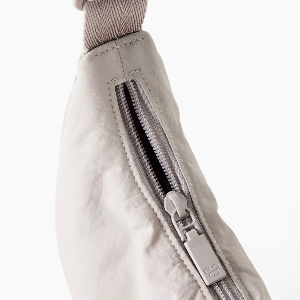 Aritzia Phoebe Sunday Best crossbody Bag - Picture 2 of 6